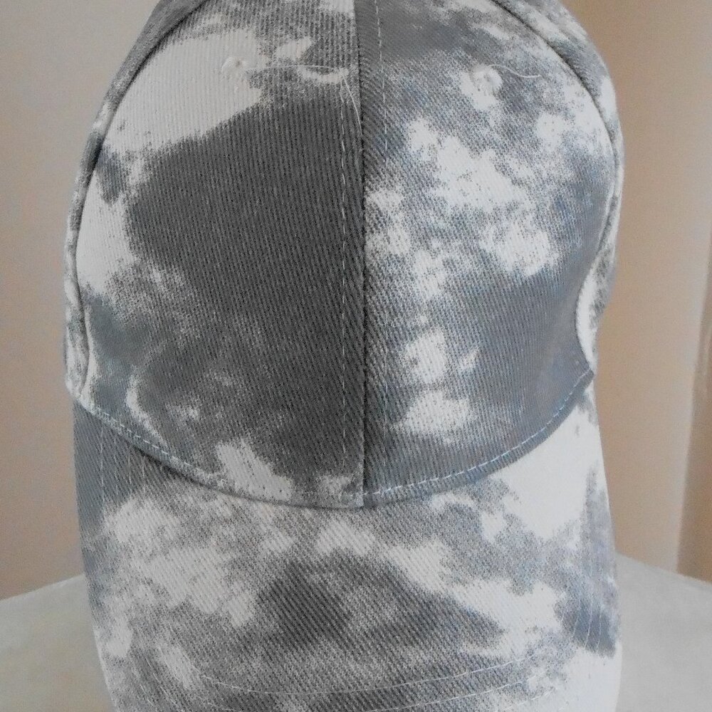 Charcoal Gray & White One Size Fits Most Adjustable Strap Baseball Hat-NWOT
